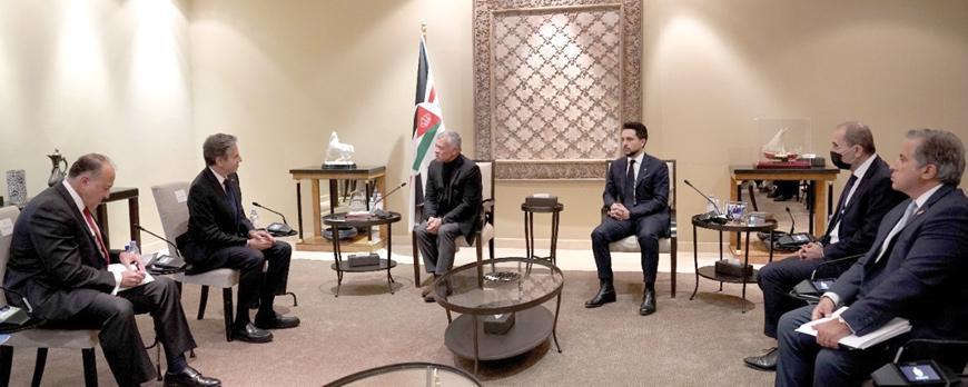 King receives US secretary of state, commends decisions to reopen Jerusalem consulate, resume UNRWA support