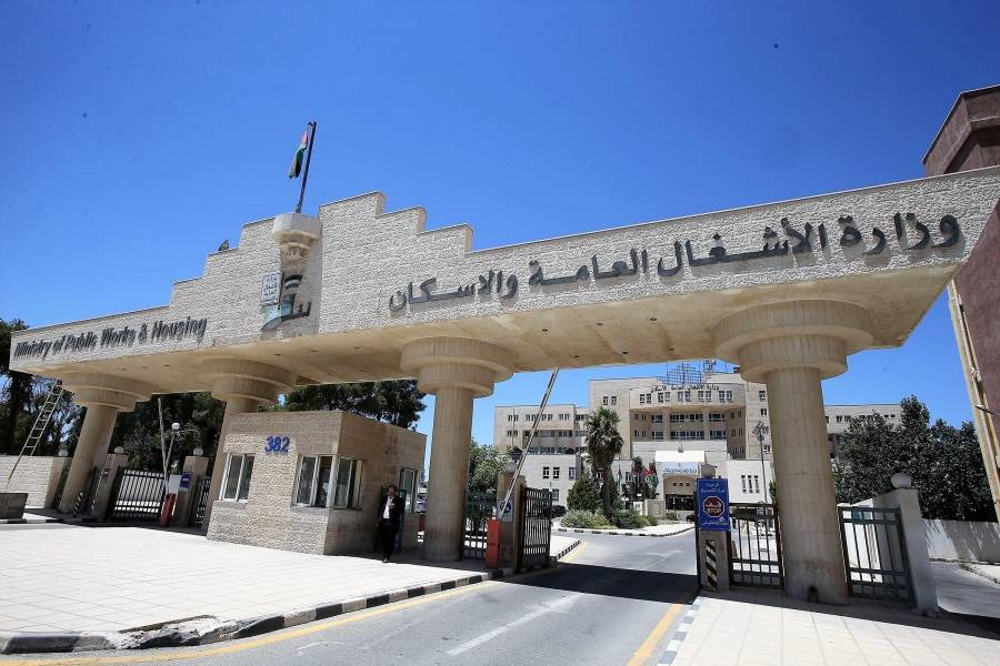 وقف اصدار كتب تدريب للمهندسين حديثي التخرج حتى اشعار آخر