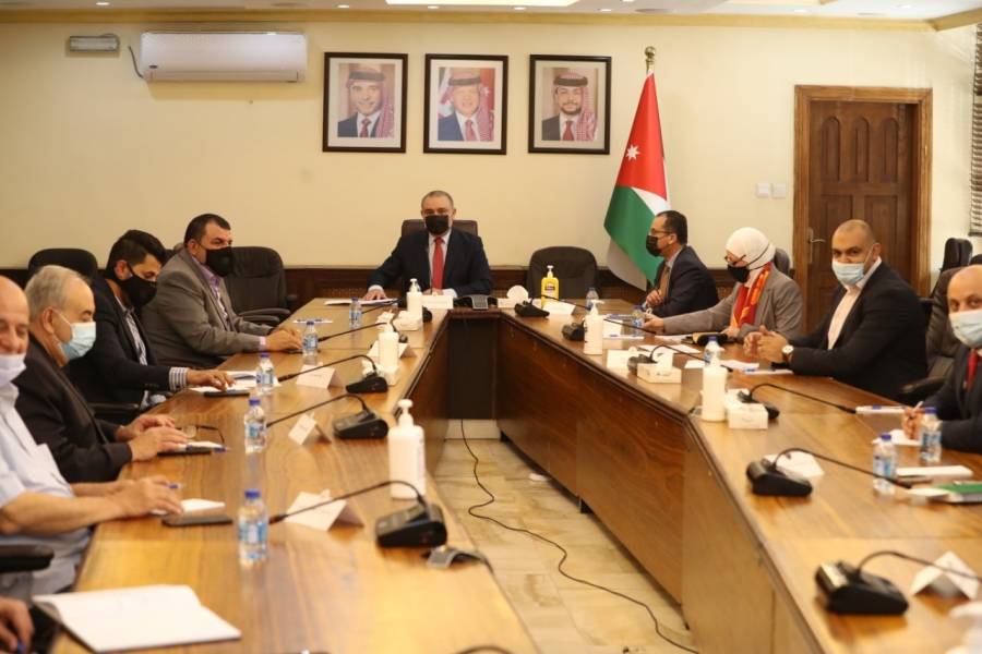 في اطار التنسيق والتشاور مع القطاعات غير الحكومية وزير التخطيط والتعاون الدولي يعرض مصفوفة الإصلاحات على القطاع الخاص