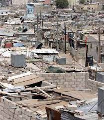 مواطن يتفاجأ بأن بيته مسكون من شخص اخر في العقبة عنوة .