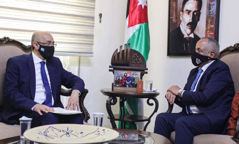 العايد يبحث مع السفير التونسي التعاون الثقافي بين البلدين