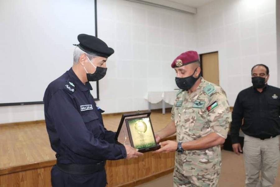 نشاطات الشرطة المجتمعية في إقليم الوسط