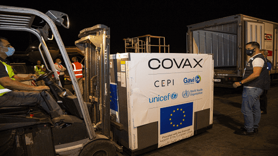 الأردن تسلّم 146.4 ألف جرعة من لقاح أسترازينيكا