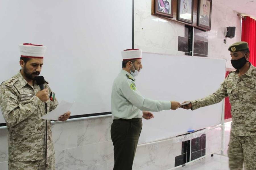 تخريج دورتي التأهيل الأسري والتحصين الفكري في كلية الأمير الحسن للعلوم الإسلامية