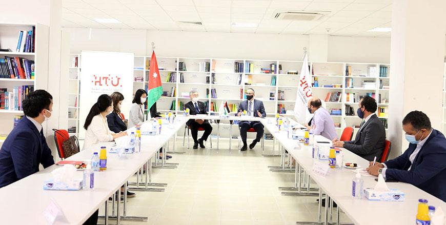 Japan ambassador visits HTU, discusses cooperation between Jordan, Japan