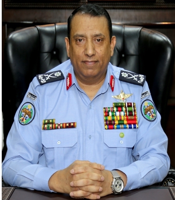 مدير الأمن العام يهنئ الضباط... أسماء 