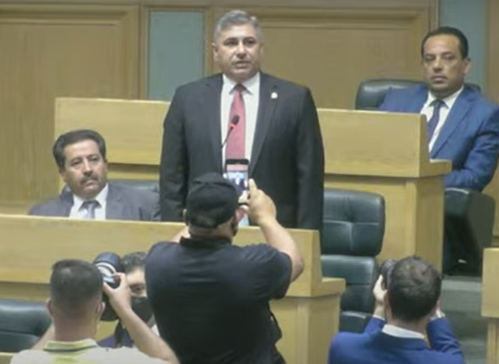 عاجل : رمزي العجارمة يؤدي اليمين عضوا بمجلس النواب