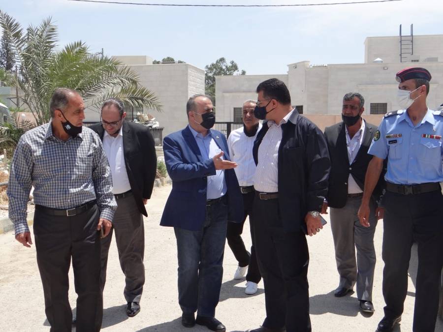 وزير الزراعة يطلع على الإنجازات البحثية في مركز ديرعلا للبحوث الزراعية