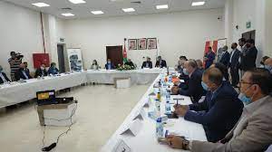 رئيس الوزراء يؤكد أن الحكومة بصدد إطلاق مشاريع كبرى خصوصاً في مجال السكك الحديدية