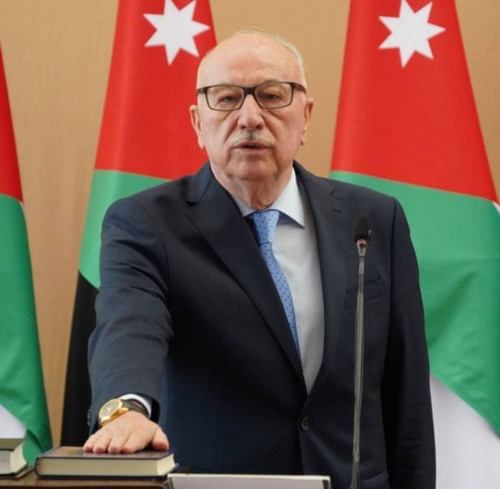 شكراً وزير الأشغال العامة للإستجابة الفورية لطلبنا في تعبيد طريق جديتا برقش وادي الريان