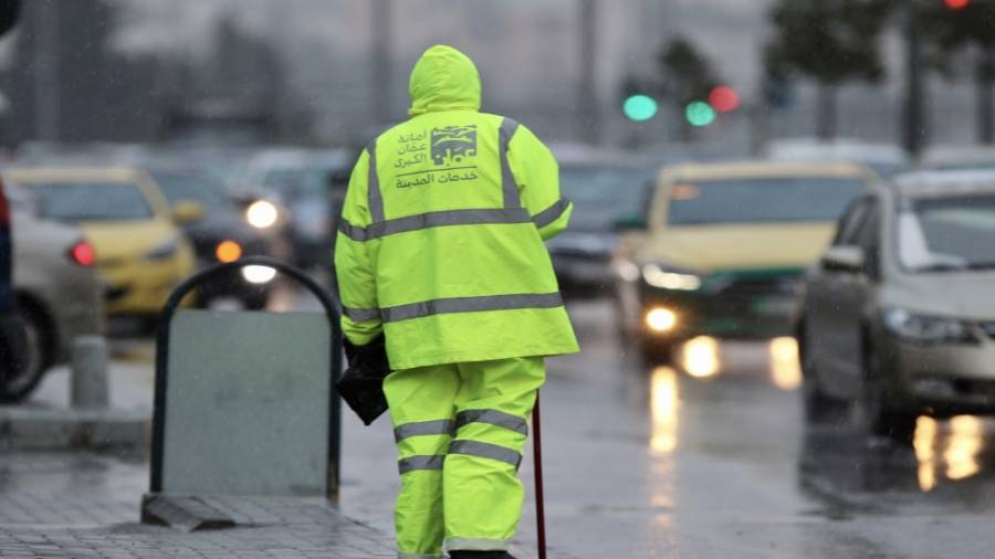 الامانة تنشر اسماء عمال وطن وتنذرهم بالفصل