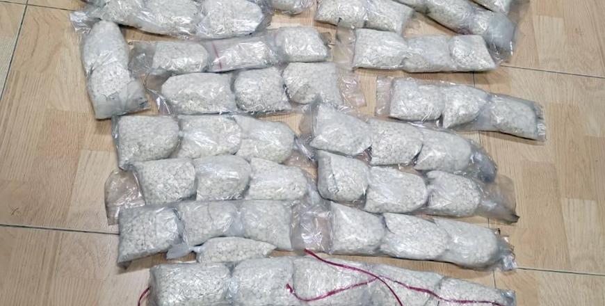 Attempt to smuggle 150,000 narcotic pills foiled