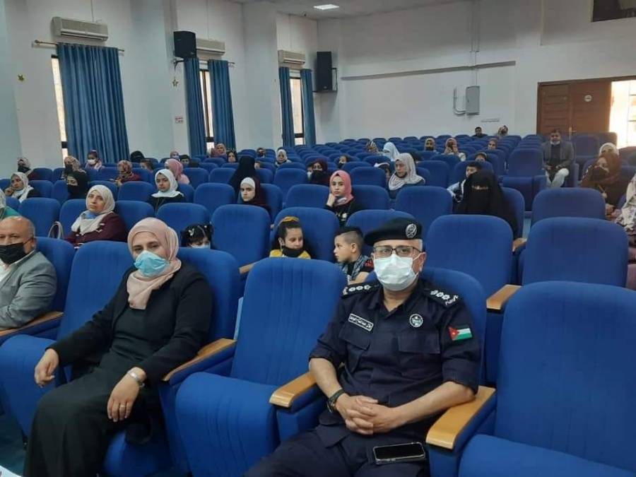 العقيد العواملة يرعى حفل بمناسبة الأعياد الوطنية في الطفيلة