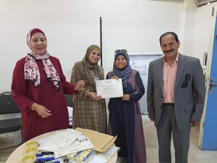 اختتام اعمال الورشه الثانيه حول التخطيط وبناء  الخطط التطويريه والإجرائيه في الازرق