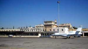 وزير النقل: إعادة تشغيل مطار عمان المدني ضرورة استراتيجية