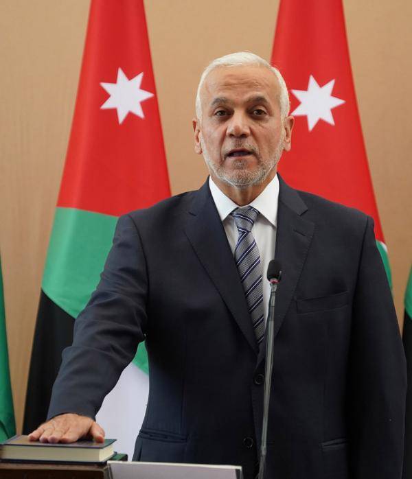 المفلح يتفقد مديريات تنمية ومكاتب صندوق المعونة في معان