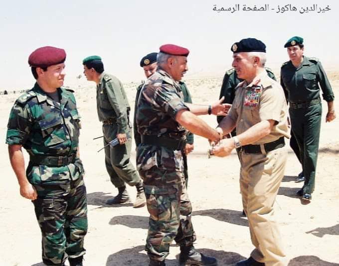 العين اللواء هاكوز لنيروز : اقول لــ عريب صلح موقفك فانت تتحدث عن القوات المسلحة الأردنية فيديو 