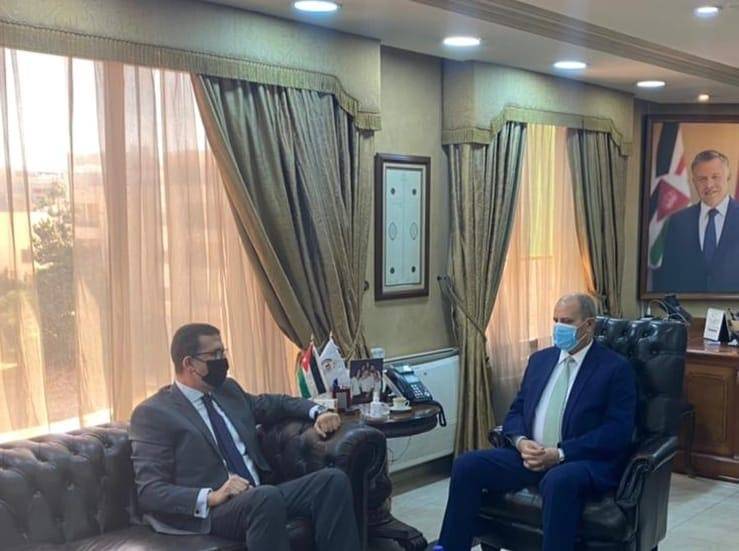 وزير العمل يلتقي السفير المصري