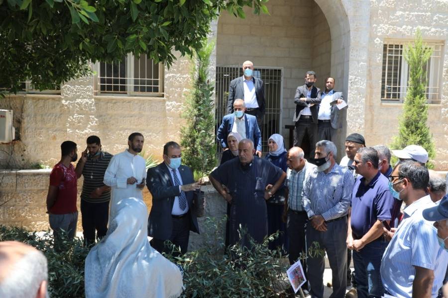 حداد : نسعى لتعزيز المصادر الرحيقية لنحل العسل