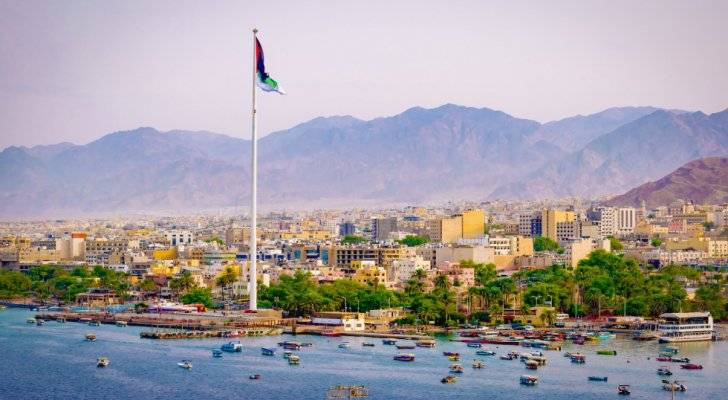 لقاحات مجانية لجميع القادمين إلى العقبة