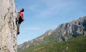 إعلان أسماء المشاركين في سباق الحسين لتسلق مرتفع الرمان