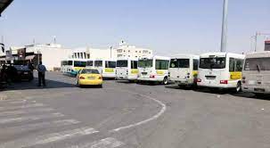 سرفيس إربد عمان العمومي يخالف أجور النقل ويكبد مستقليه أجرة الراكب الرابع