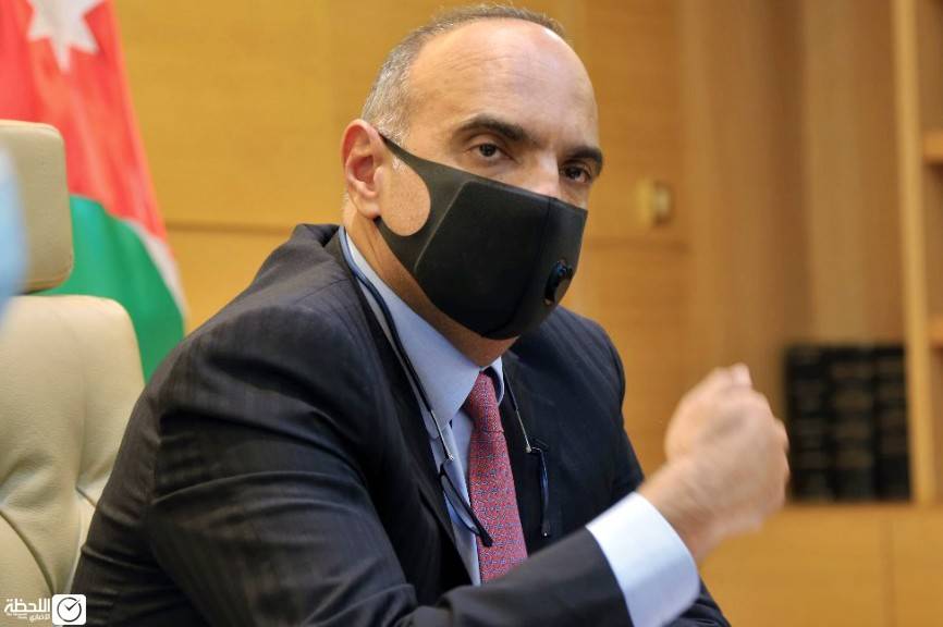 بعد حادثة عربة الخضار .. الخصاونة يقوم بزيارة مفاجئة للأمانة و يؤكد:مظاهر إزالة المخالفات يجب حلها ضمن منظومة قيمنا الأصيلة