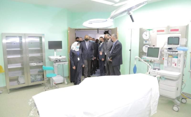 رئيس الوزراء يفتتح مستشفى الجراحات المتخصصة في البشير