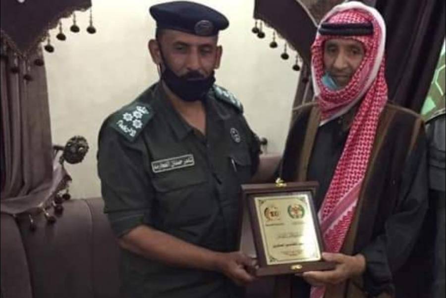 الأمن العام يكرم عدد من الضباط المتقاعدين