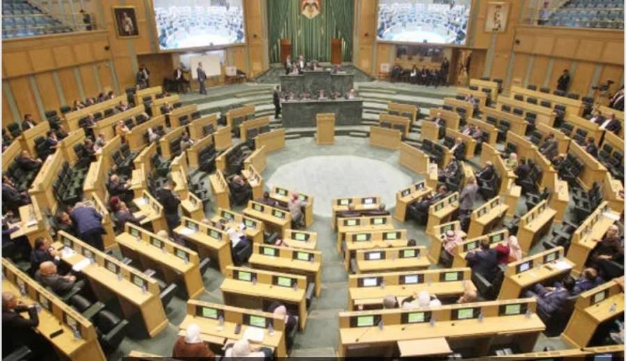 توصية بزيادة نسبة تمثيل المرأة في البرلمان