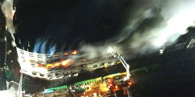 ارتفاع حصيلة قتلى حريق مصنع في بنغلادش إلى 52 شخصاً