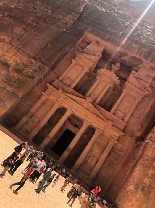  مبادرة الهدب لمتلازمة داون  تحتفل بعيد ميلاد سمو ولي العهد في المثلث الذهبي في جنوب الأردن... صور