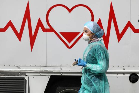 الفحوصات الإيجابية اعلى من 3