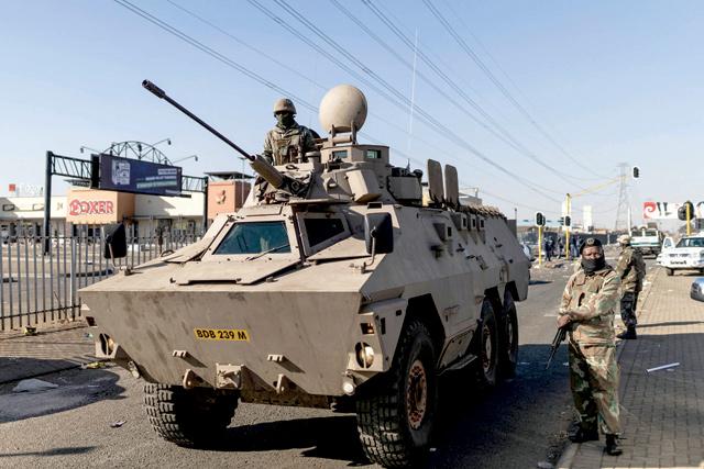 South Africa unrest prompts fears of food and fuel shortages