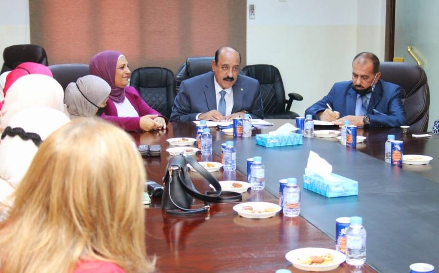 مدير عام مؤسسة المتقاعدين العسكريين يلتقي بمجموعة من المتقاعدات العسكريات