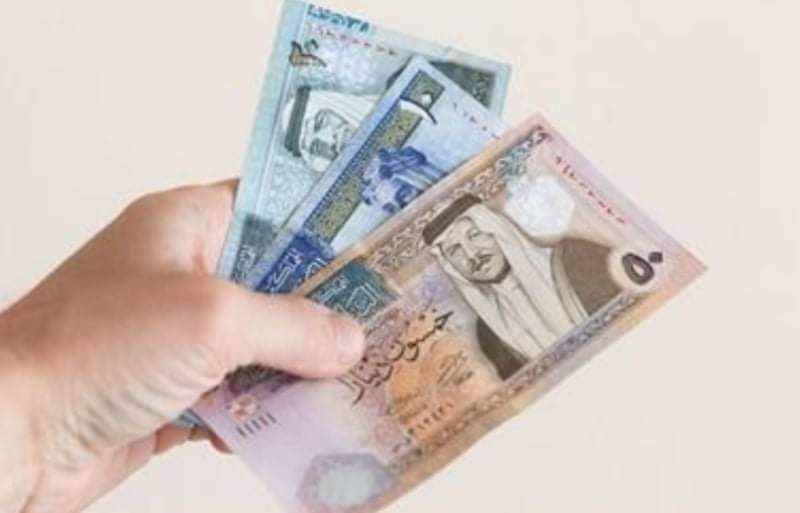 الموافقة على علاوة موظفي الجامعات الرسمية