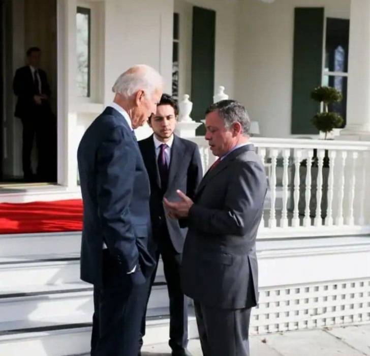 الملك فـي البيت الأبيض.. الشرق الأوسط يضبط ساعته على توقيت واشنطن