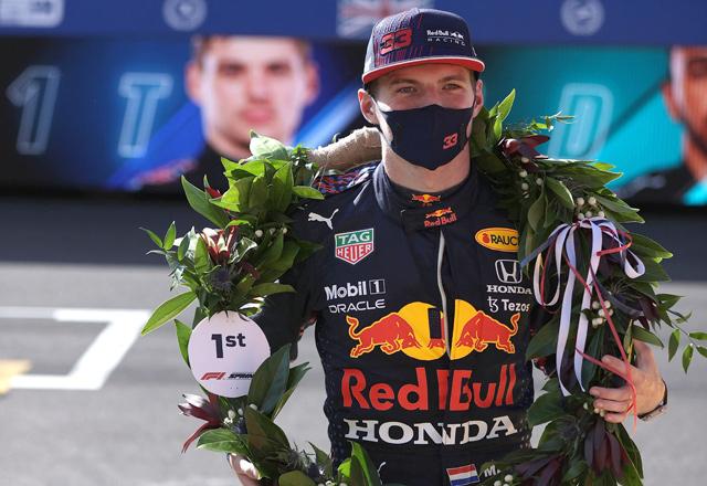 Verstappen wins first sprint race to claim British Grand Prix pole