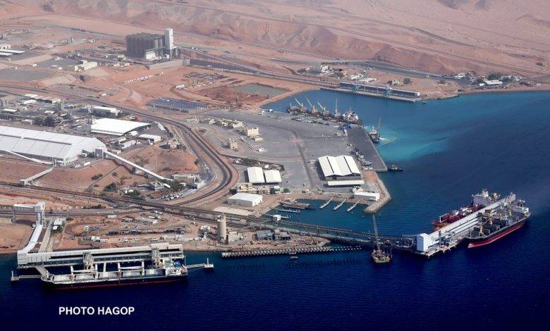 المعايطه: ٨٦٠ باخرة أمت موانئ العقبة في النصف الأول من العام الحالي