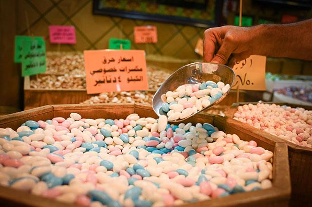 Scholar traces history of Jordan almonds