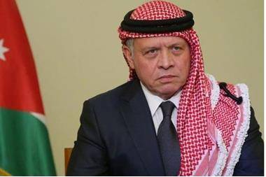 الملك يعزي مساعد مدير الأمن العام