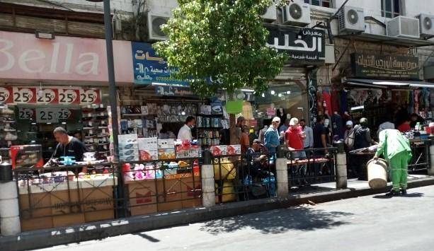 الأمانة تُرحل 40 بسطة مخالفة