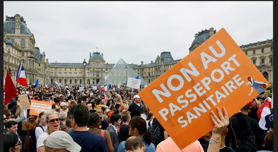 French hospital goes on INDEFINITE strike to protest Covid19 vaccination mandate