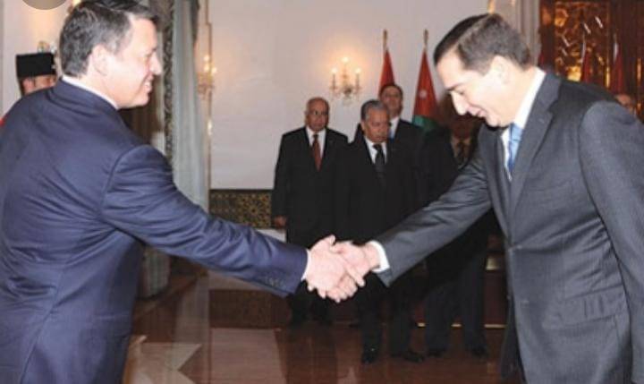 الملك يلتقي الرفاعي ويشيد بعمل اللجنة