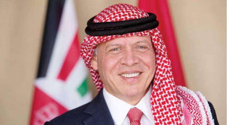 الملك يهنئ العاهل المغربي بذكرى الجلوس على العرش