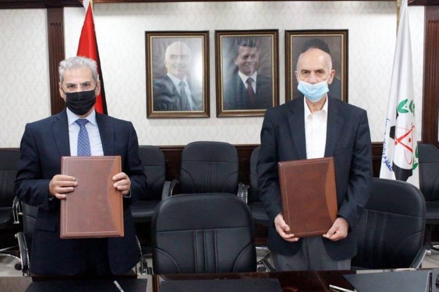 مذكرة تفاهم بين الأعلى للعلوم والتكنولوجياوالعالم الإسلامي للعلوم، لرفع القدرات الوطنية