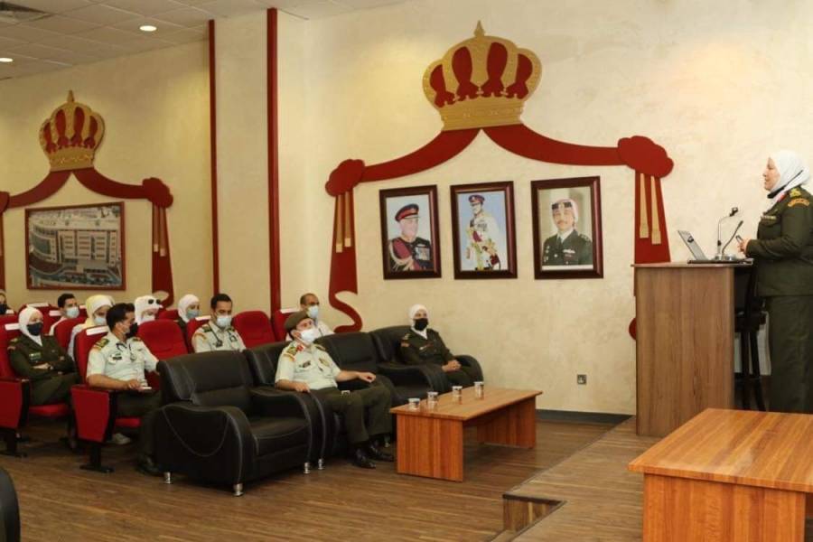 دورة للعناية بحديثي الولاده بعد عملية الإنعاش القلبي الرئوي في الخدمات الطبية الملكية ...صور