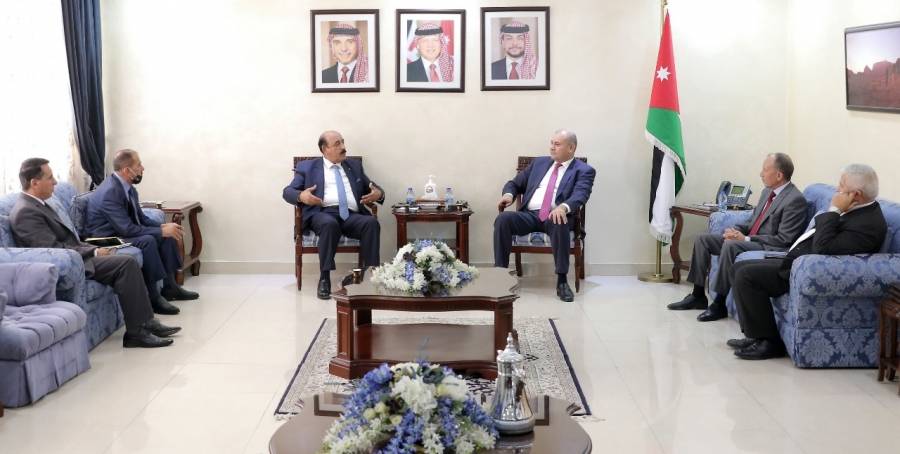 العودات يلتقي مدير عام مؤسسة المتقاعدين العسكريين