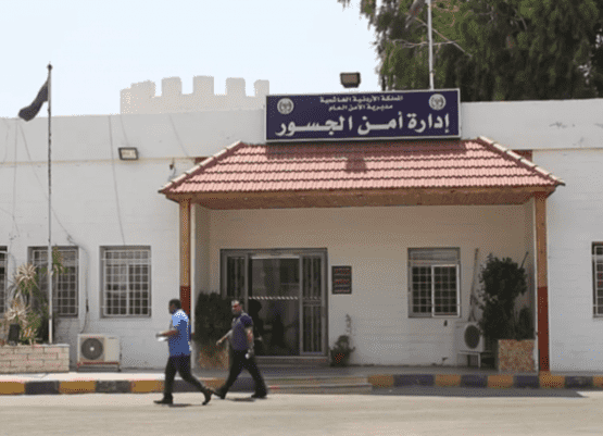 تعديل أوقات عمل جسر الملك حسين