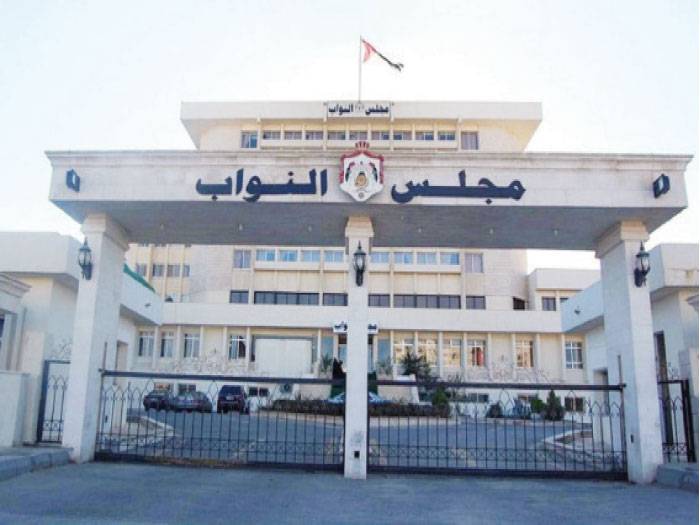 استثنائية الأمة تعقد جلساتها و مشروع البلديات و اللامركزية يتصدر .. فما هما السيناريوهان المتوقعان بنظر الحكومة؟